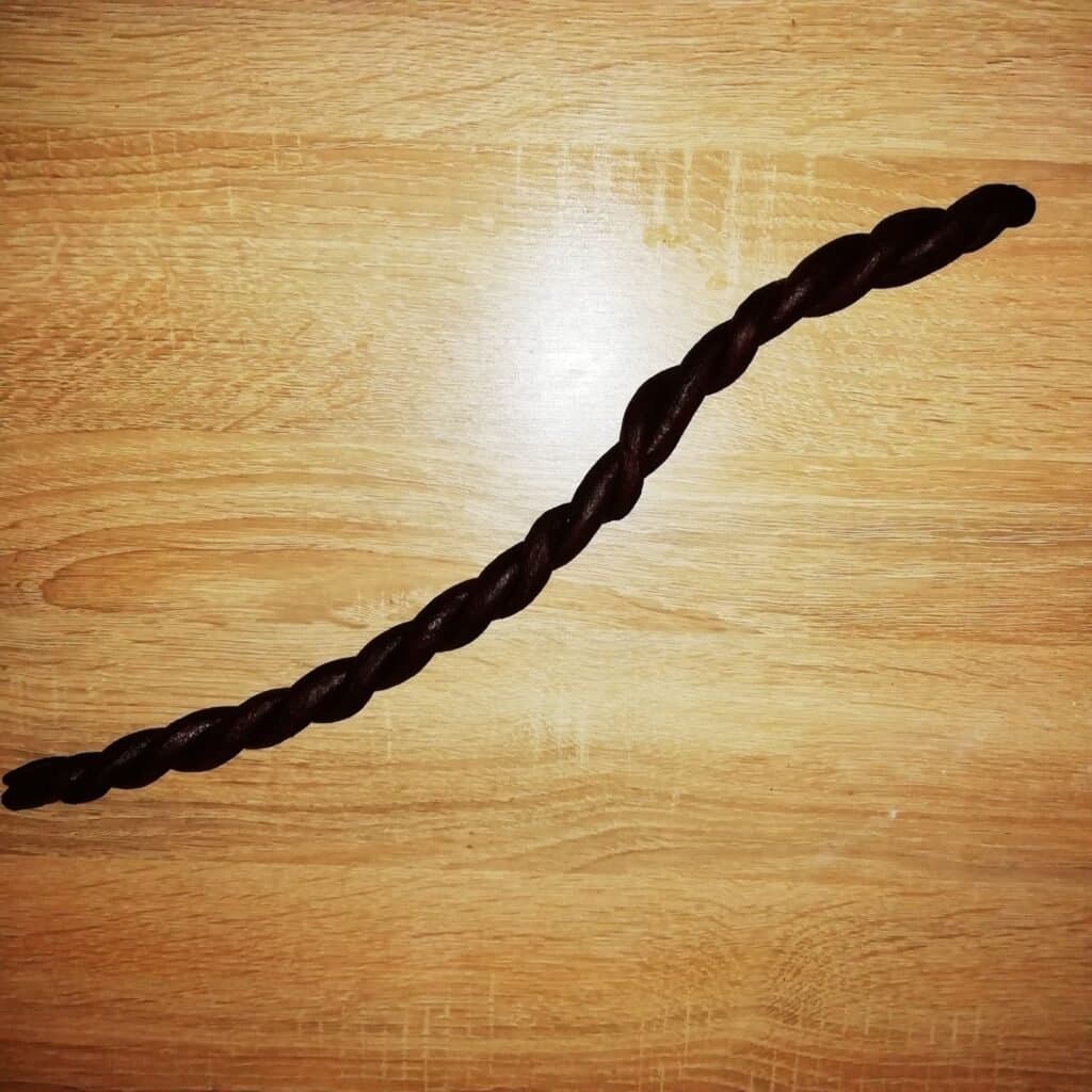 Aluat cu cacao din care am copt Sfintisori - foto 11