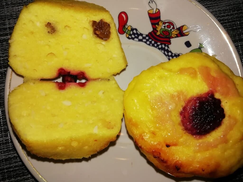 Brioșe cu brânză de vaci - foto 4