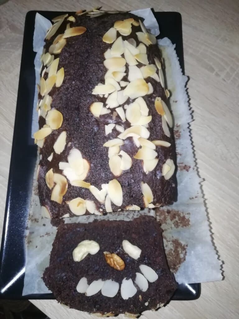 Chec cu cacao și prune uscate