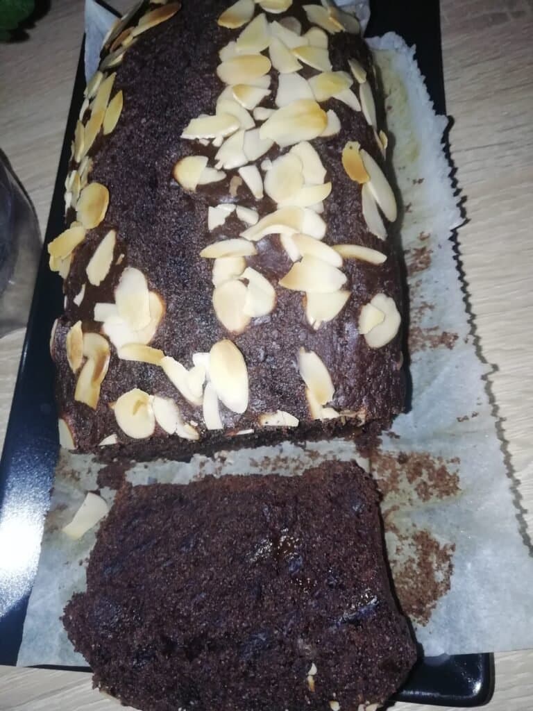 Chec cu cacao și prune uscate - foto 2