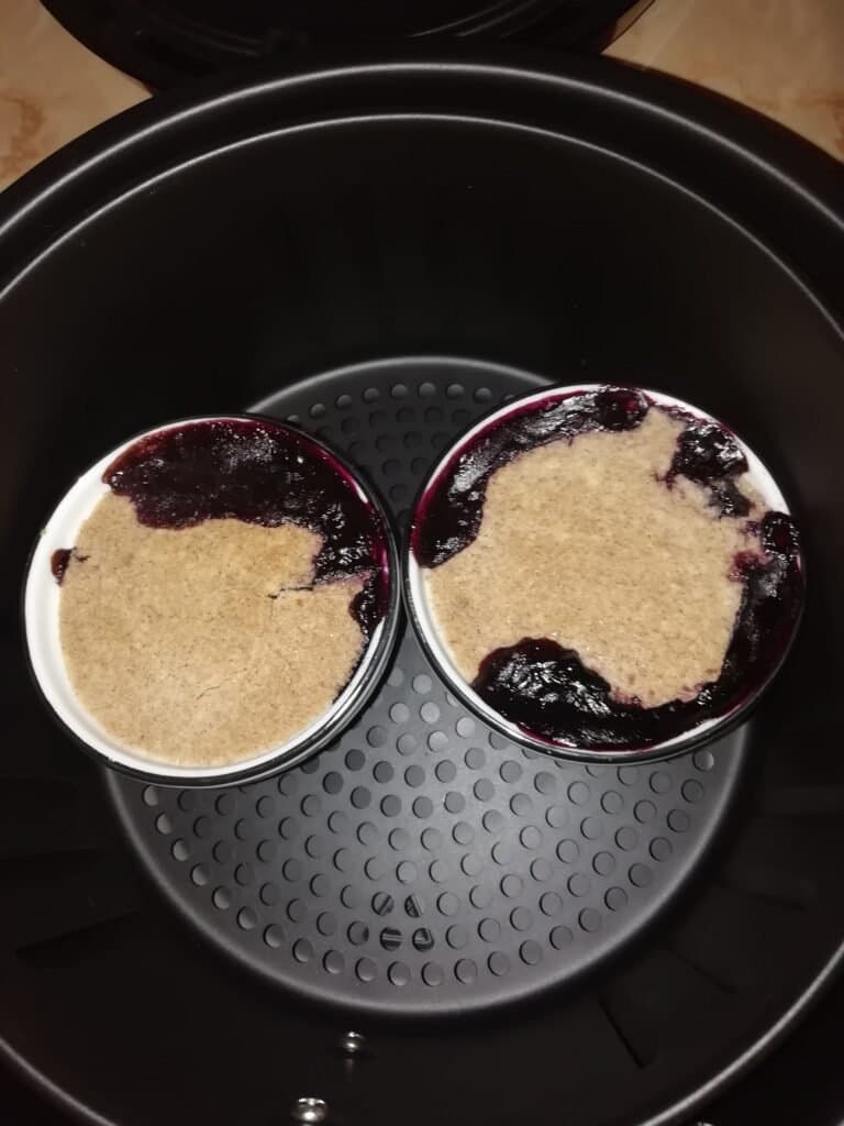 Crumble cu afine - foto 2