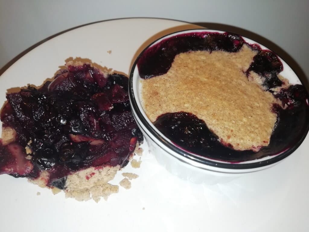 Crumble cu afine - foto 3