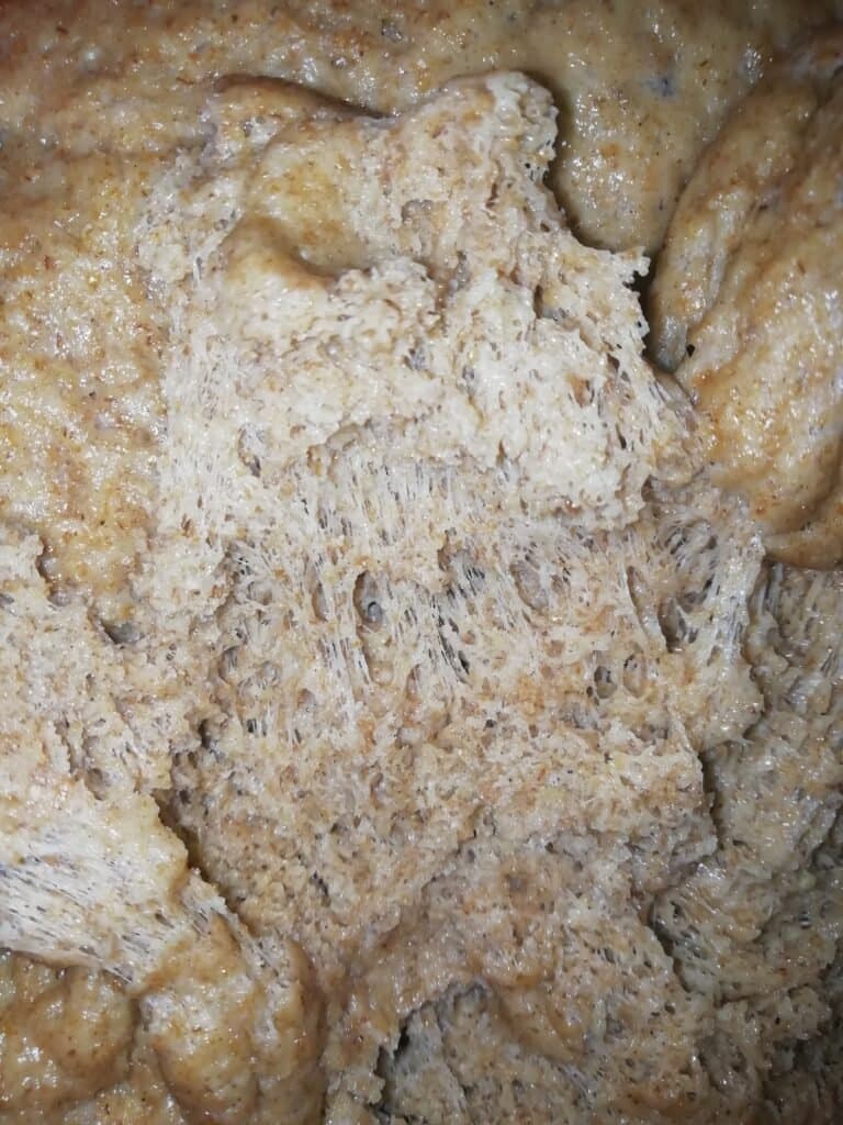 Desert cu umplutură din gem de mere - foto 3