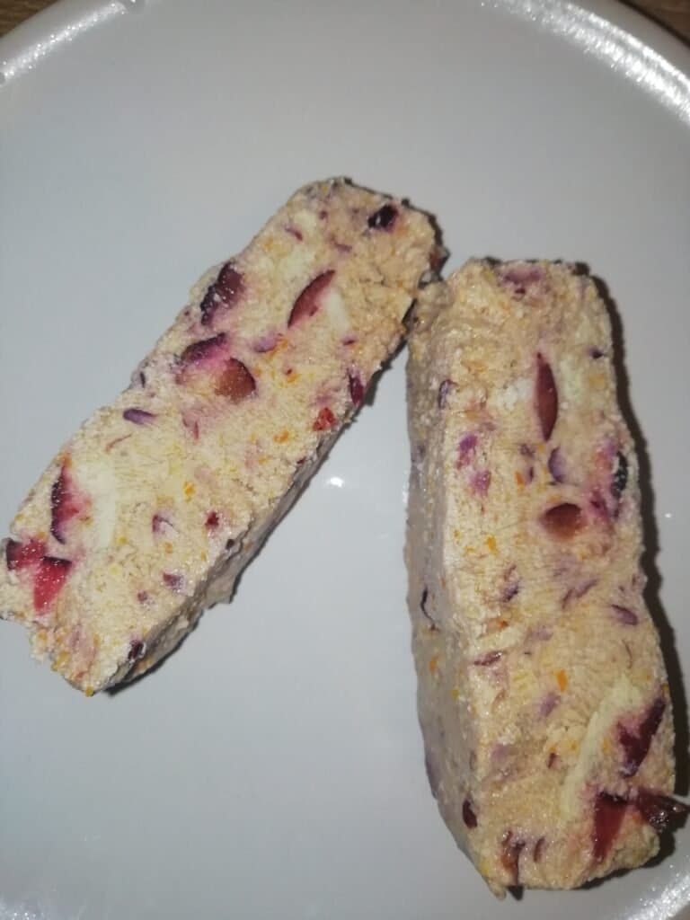 Înghețată cu cireșe și tofu - foto 2