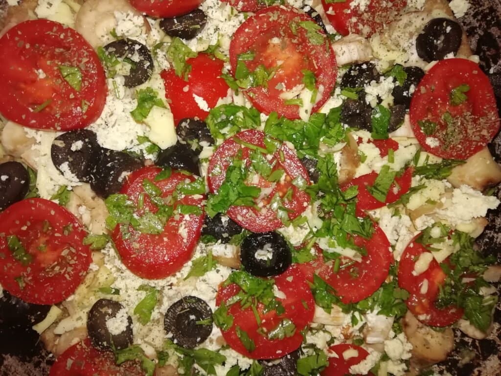 Pizza cu ciuperci - foto 7