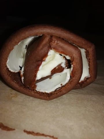Ruladă cu cacao și fulgi de ciocolată - foto 13