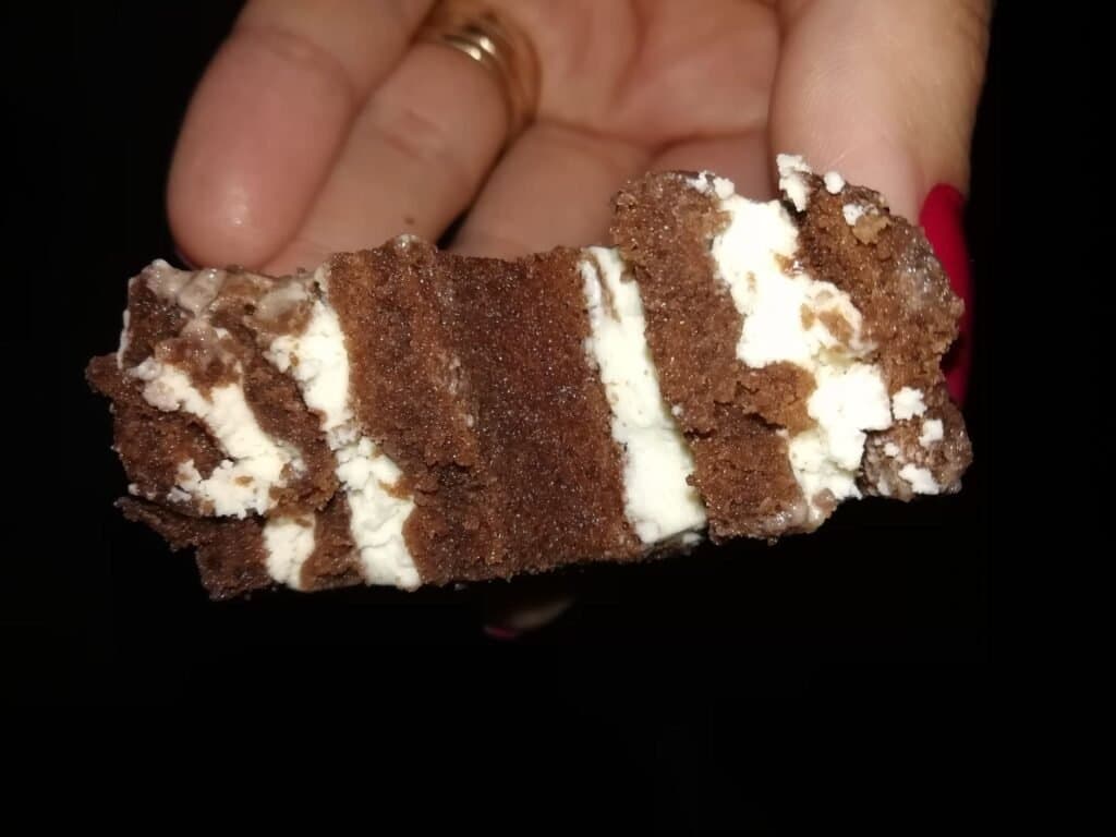 Ruladă cu cacao și fulgi de ciocolată - foto 18