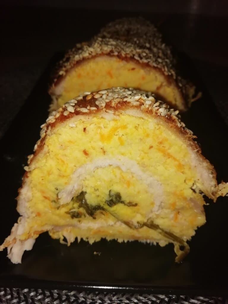 Ruladă din cotlet de porc și conopidă la cuptor - foto 10