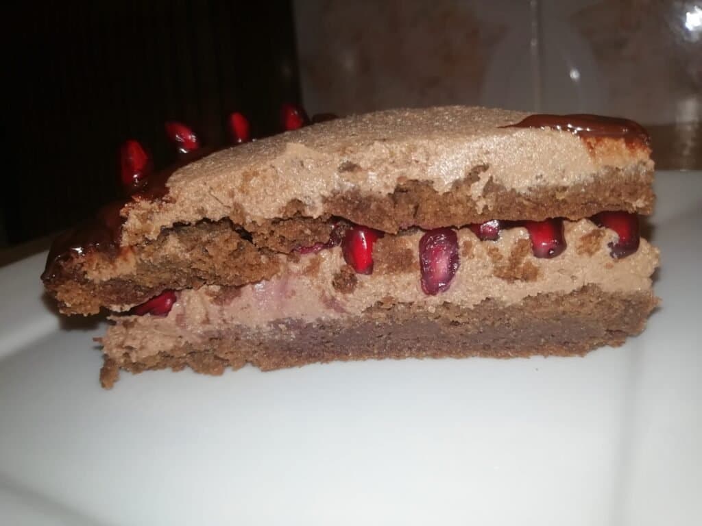 Tort cu ciocolată și rodie - foto 7