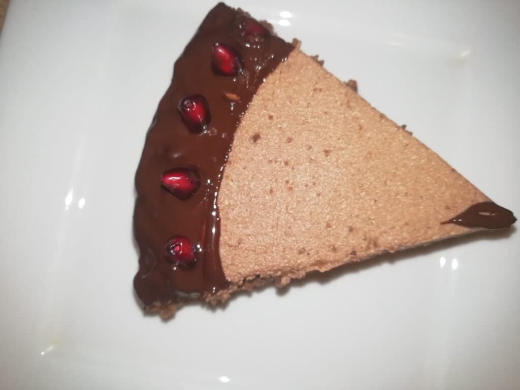 Tort cu ciocolată și rodie - foto 9