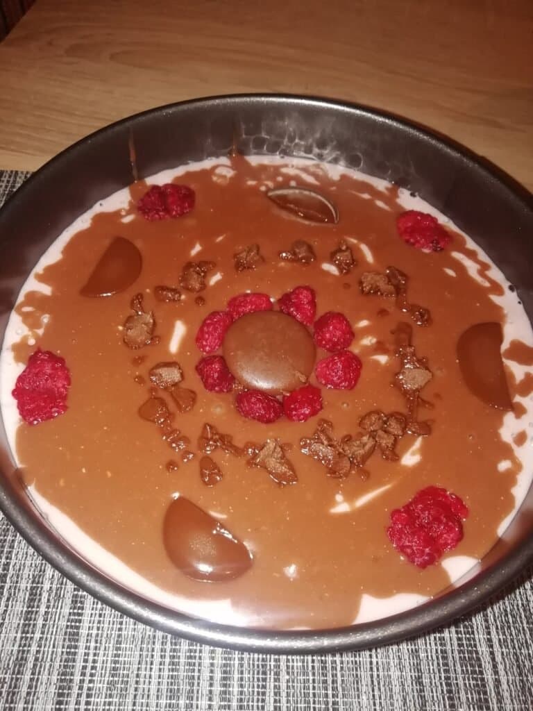 Cheesecake cu ciocolata si zmeura - foto 12