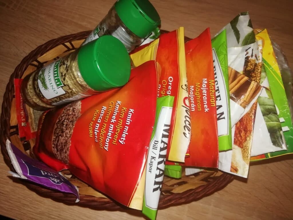 Organizarea condimentelor și a legumelor boabe - foto 2